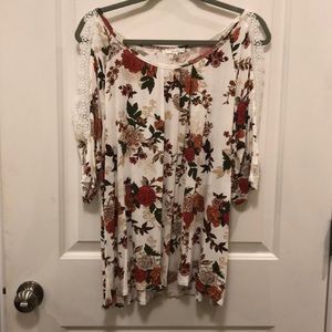 Cold shoulder tunic